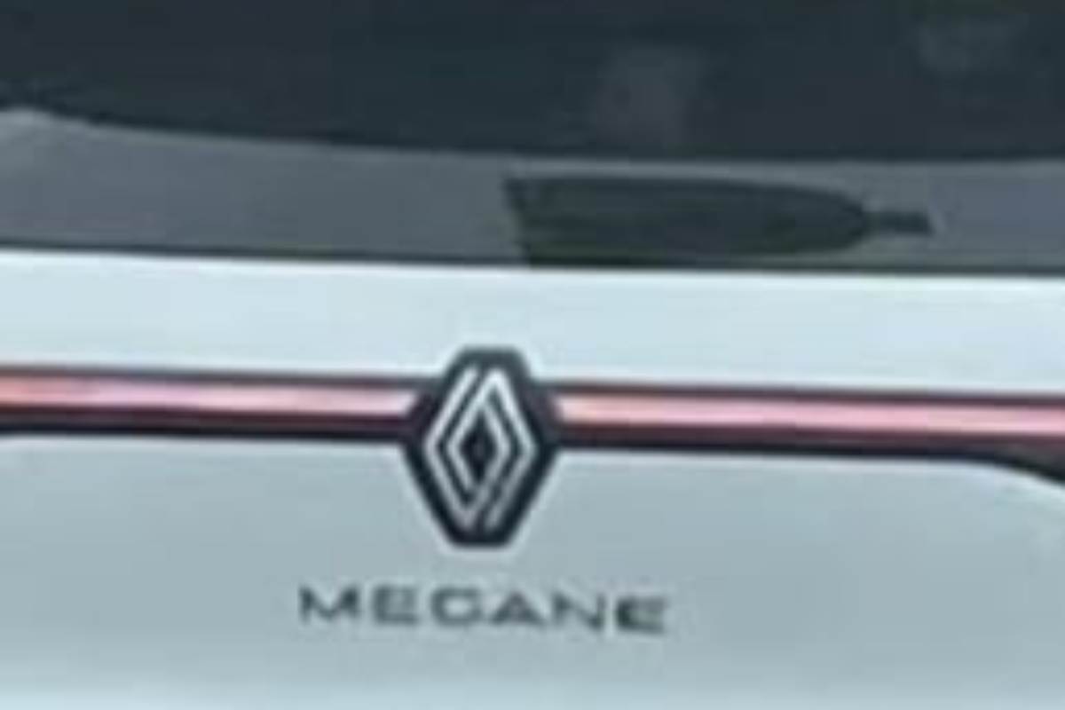 Renault Megane E-Tech novità