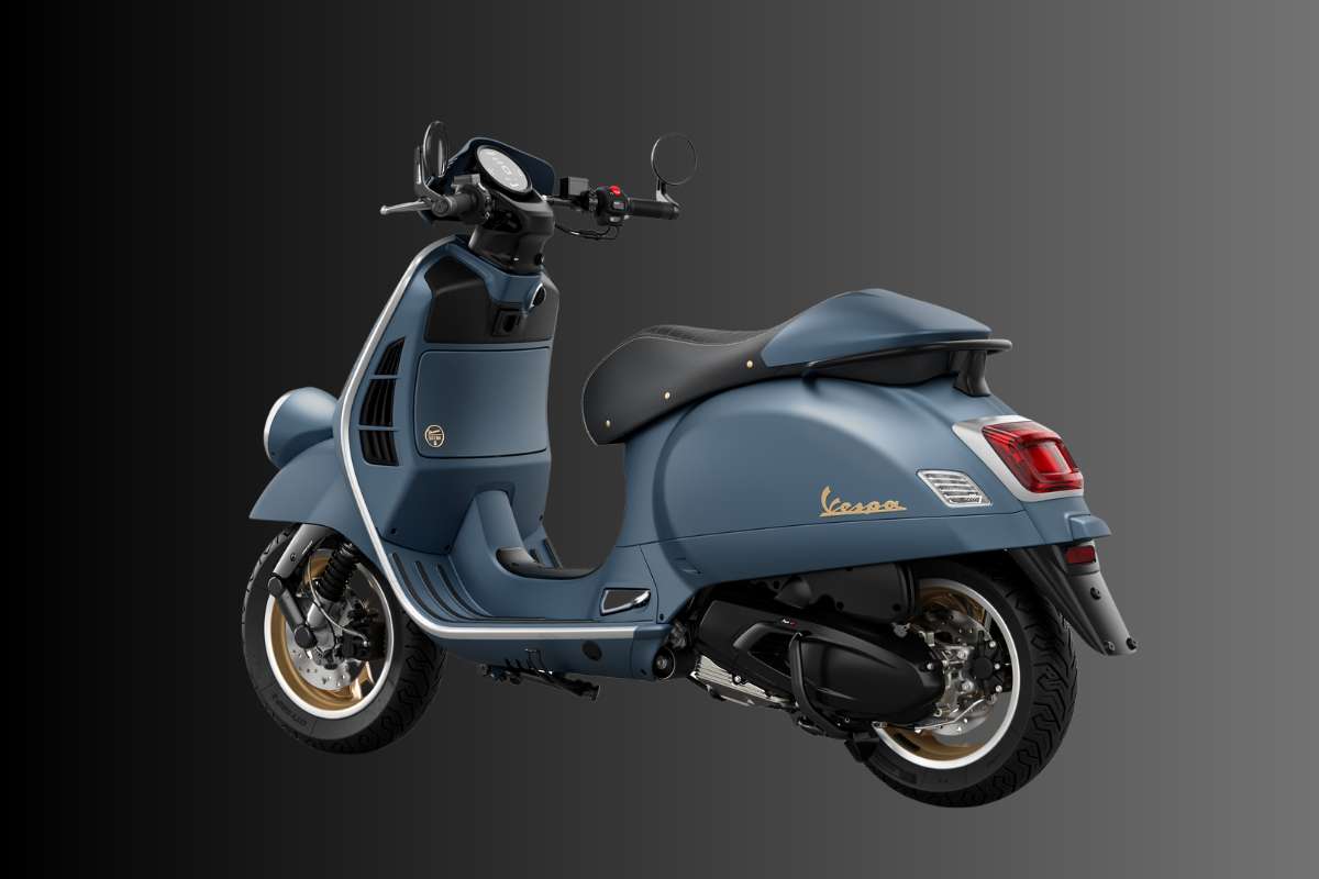 la Piaggio Vespa