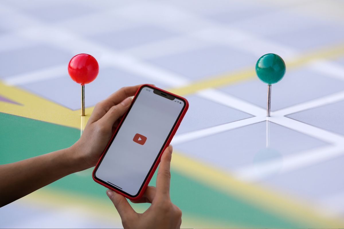 Apertura di YouTube mentre è attivo Maps