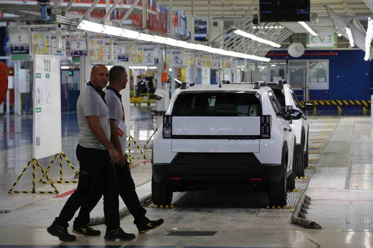 L'interno di uno stabilimento FIAT in Est Europa