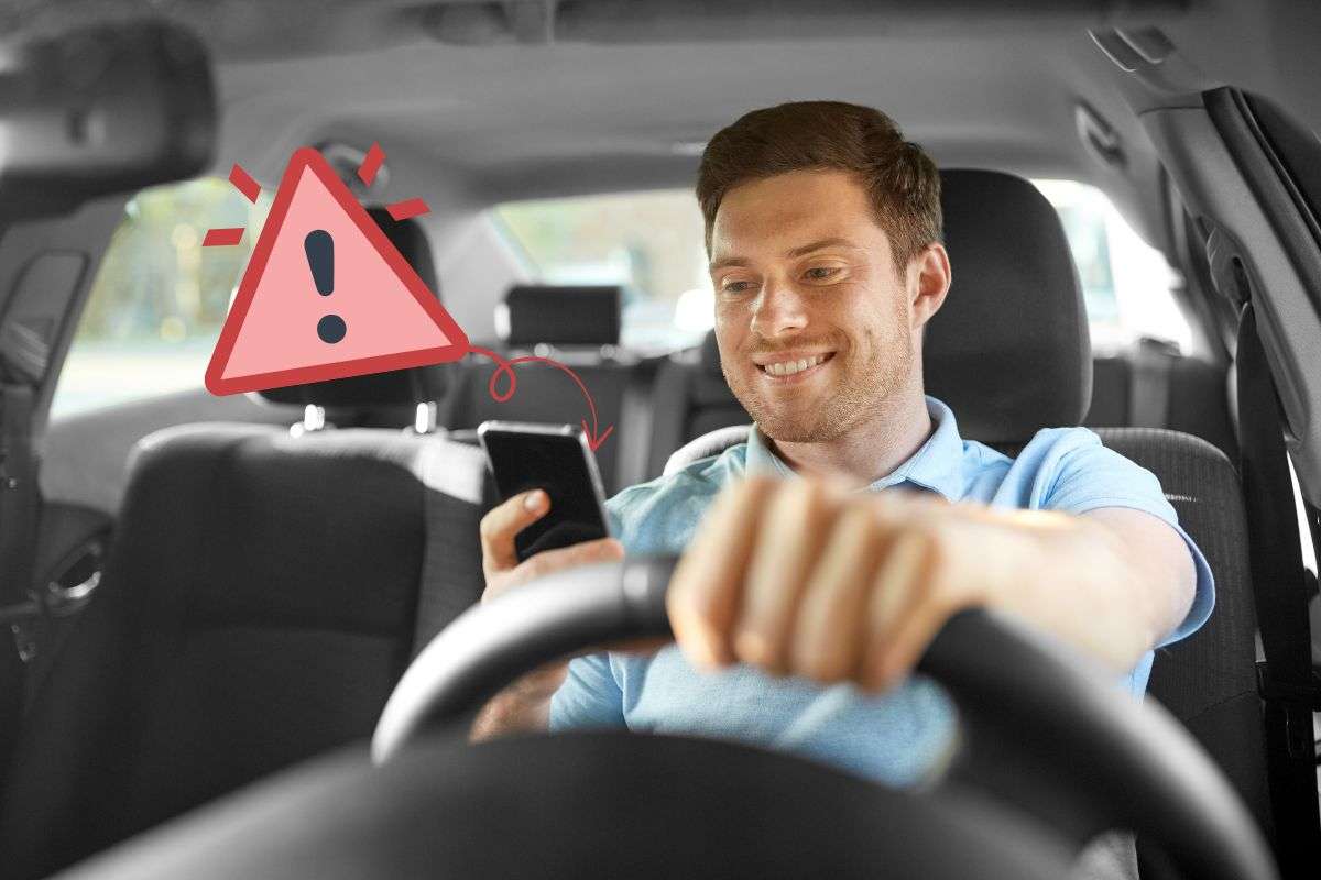Guidare con il telefonino in mano