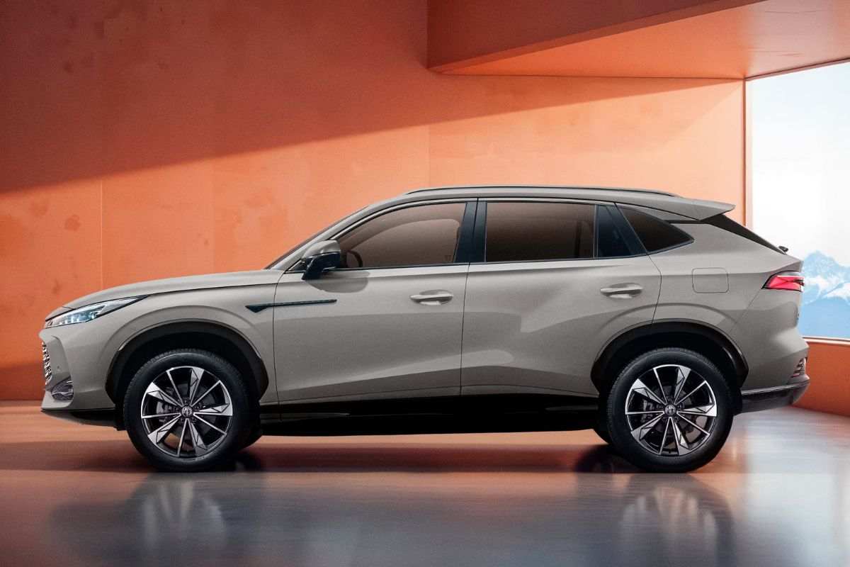 MG HS Hybrid+ auto SUV